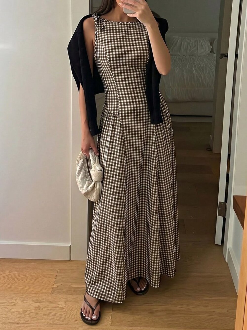 Brown Elegant Women's Sleeveless Plaid Waist-Cinching A-Line Midi Dress - Picture 6 of 8